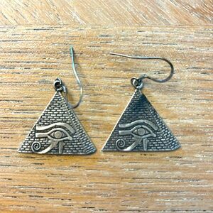 Vintage 925 silver Egyptian Eye of Horus earrings